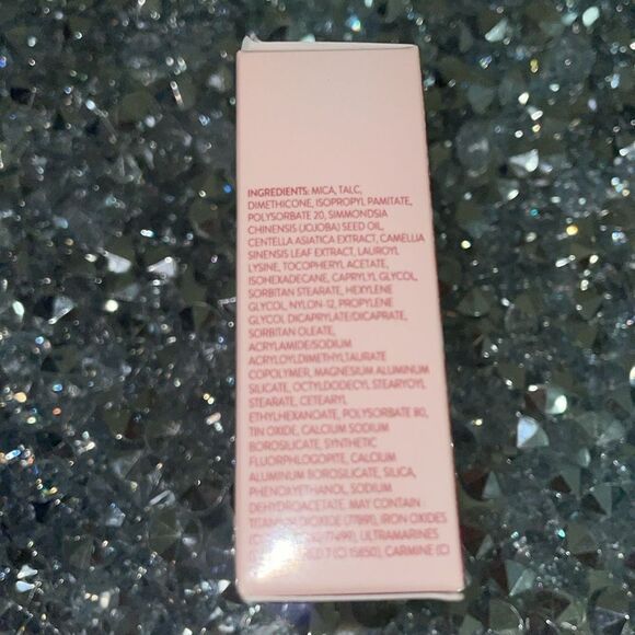 Laura Geller baked blush n bright marbleized blush in apricot berry color makeup - Picture 5 of 8